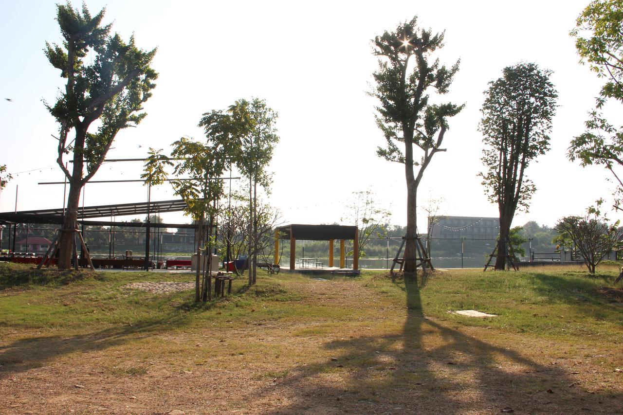 The Riverpool Resort And Spa Kanchanaburi Esterno foto
