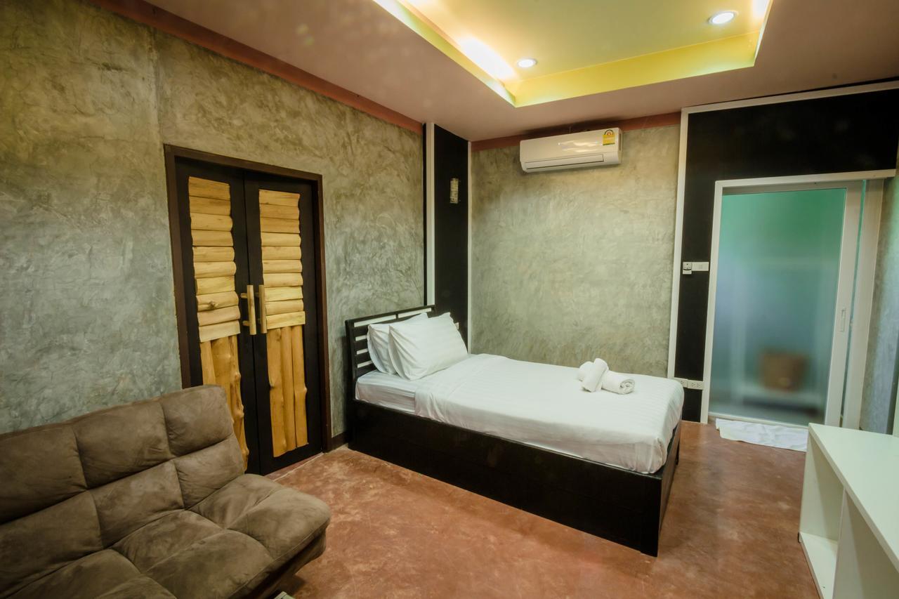 The Riverpool Resort And Spa Kanchanaburi Esterno foto