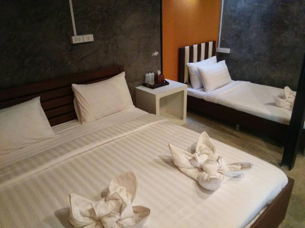 The Riverpool Resort And Spa Kanchanaburi Esterno foto