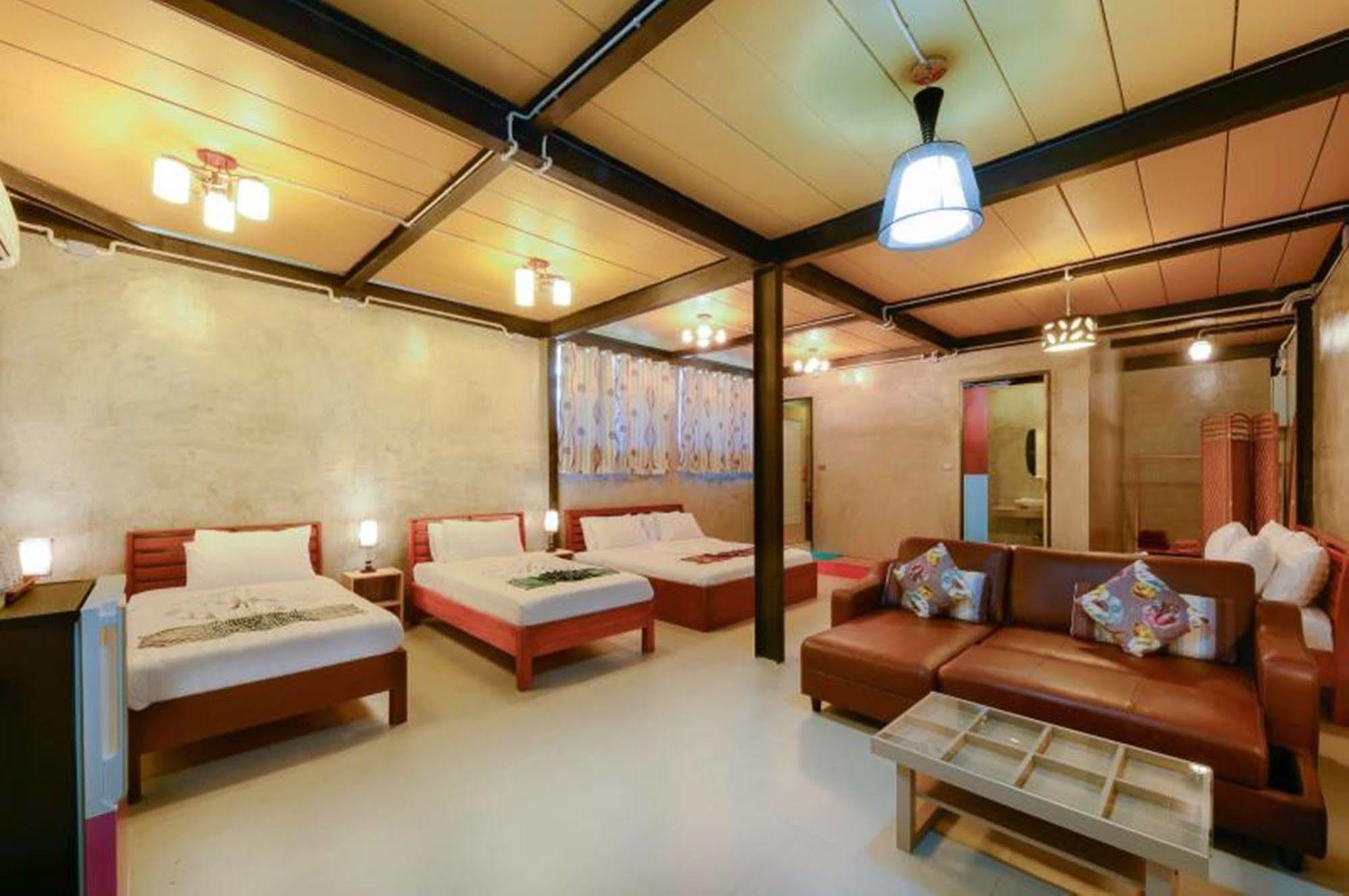 The Riverpool Resort And Spa Kanchanaburi Esterno foto